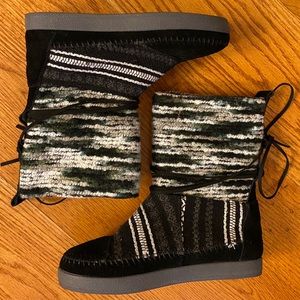 TOMS Moc Boots, Black